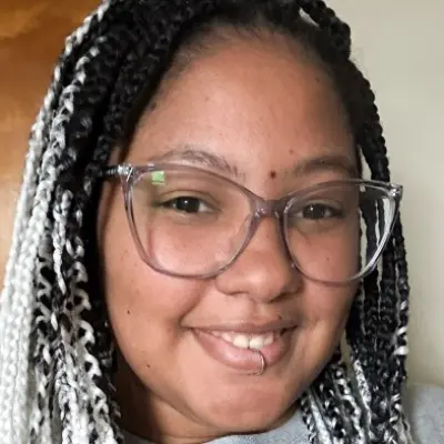 Amanda Souza-Hinkley, doula