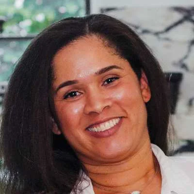 Chaka Wade-Cuadra, doula