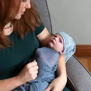 Cincinnati Birth and Parenting (Molly Thoms) logo
