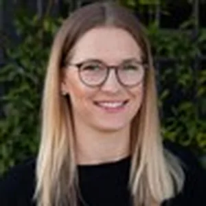 Elli Arlt White, doula