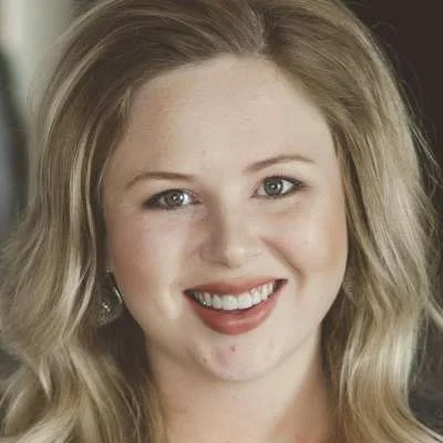 Emily Betancur logo