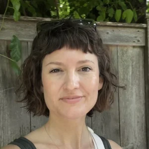 Heather Crane Bethune logo