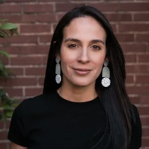 Neysha M Reyes Cruz logo