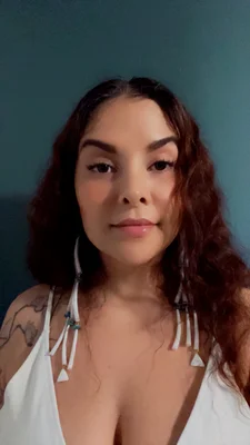 Krystal Velez-Gomez-Edwards, doula