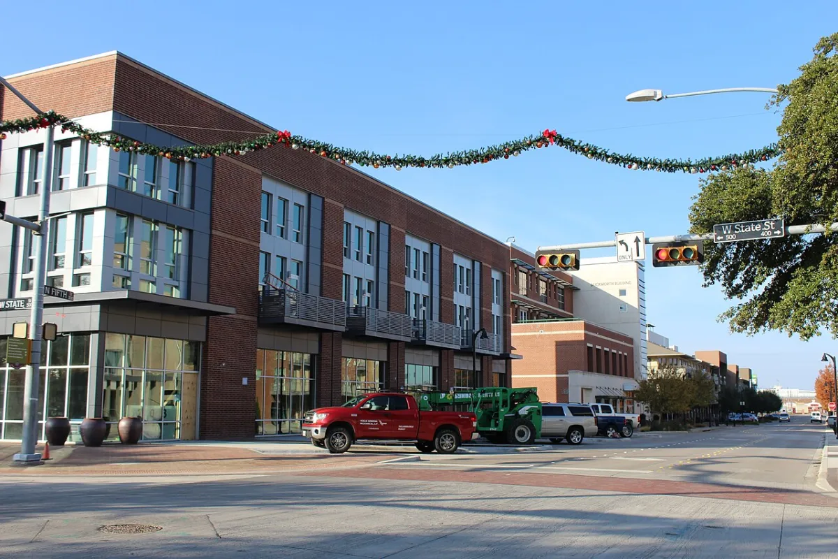 Skyline of Garland, Texas, where families search for birth doulas and plan their hospital births.