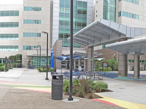 Kaiser Permanente West LA Medical Center hospital