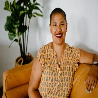 Kelli Blinn, doula