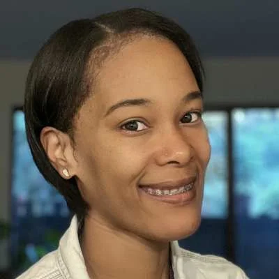 Kamilah Henderson logo