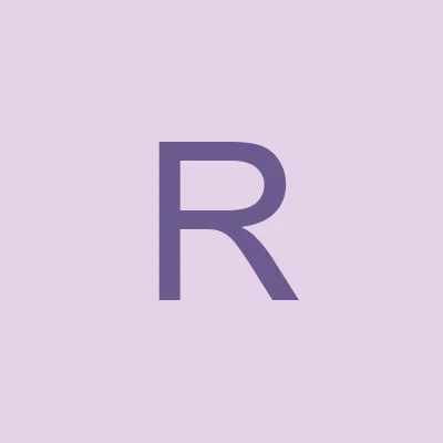 Rebecca Tucci logo